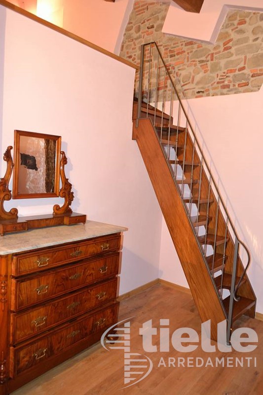 Scala a giorno con gradini sfalzati Scale a Giorno