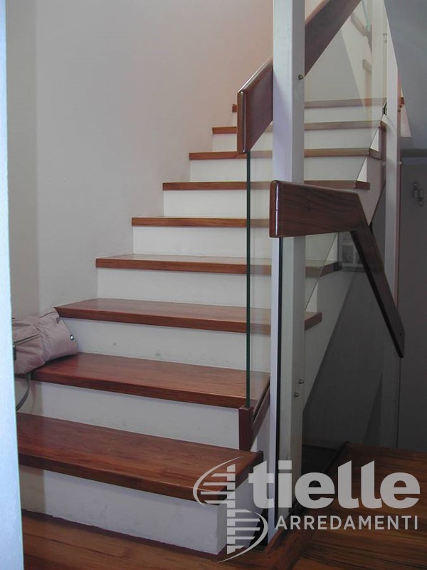 Realizzazione gradini in legno Teak Rivestimenti