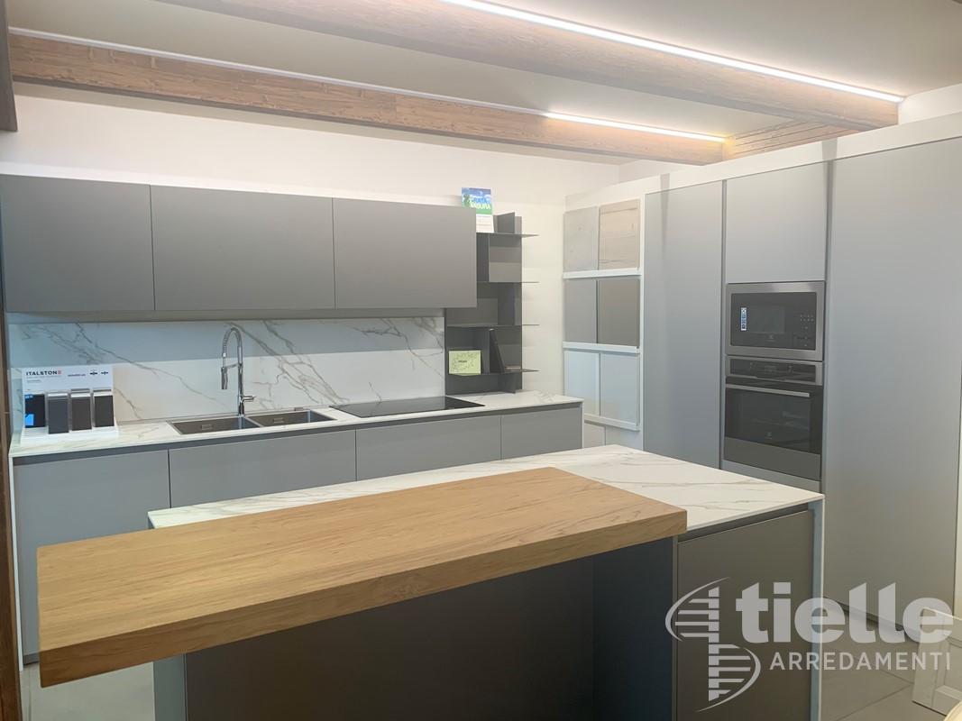 CUCINA EXPO B 22 Outlet
